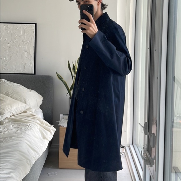 Uniqlo navy trench - light weight - Picture 2 of 2